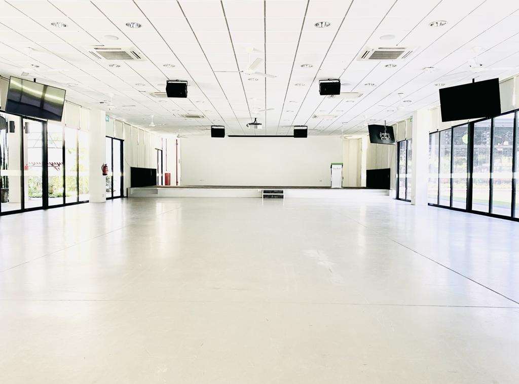 MPH with Stage at HortPark, photo 2